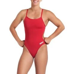 Arena Team Challenge Solid Red