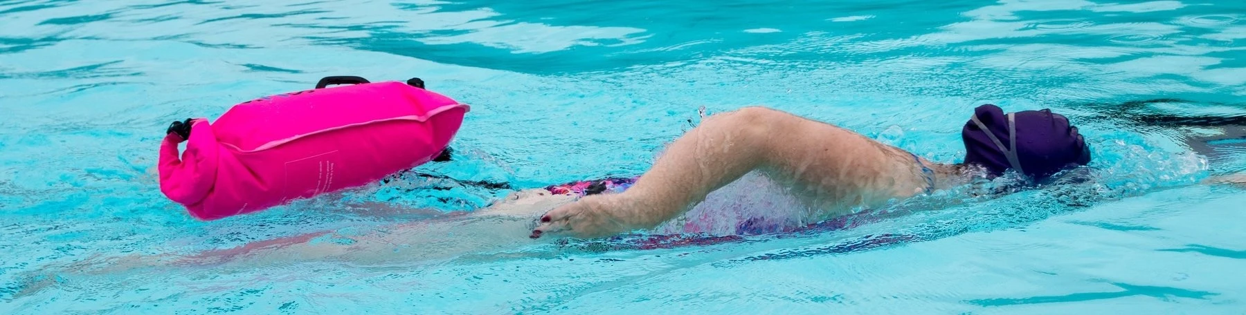 Swim Secure Swimsecure Pink 28L Dry Bag 3 Swim Secure Swimsecure Pink 28L Dry Bag - Image 3